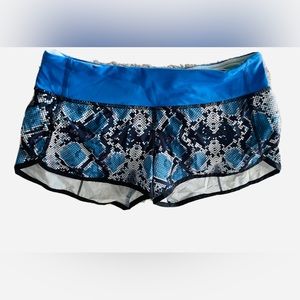 Lululemon size 6 shorts